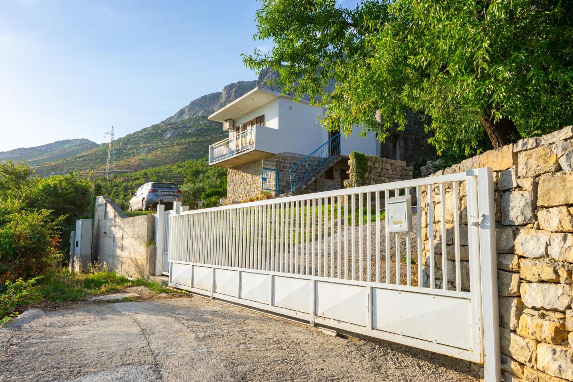 Villa Olive Garden House In Zrnovnica With A View & Bbq Extérieur photo