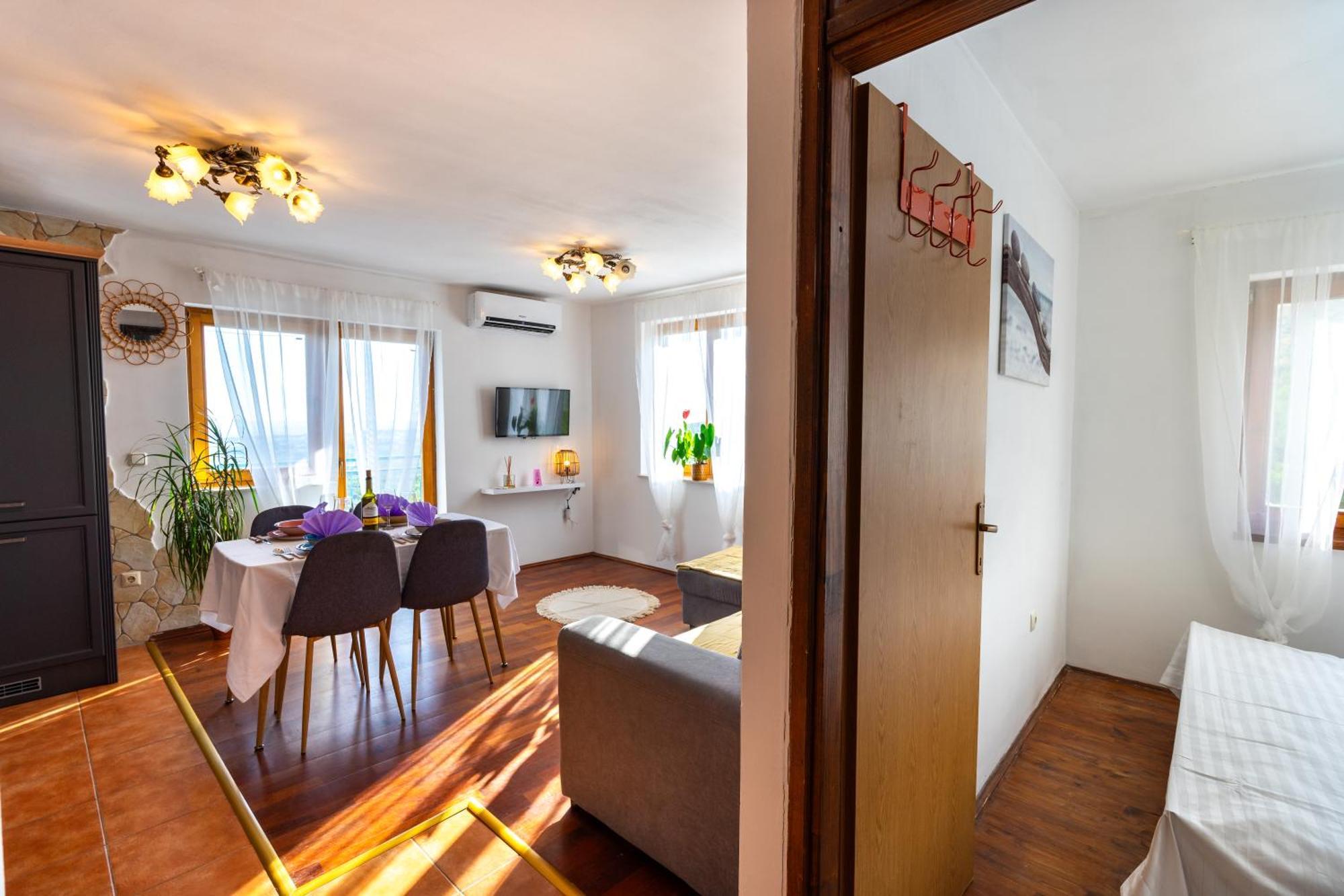 Villa Olive Garden House In Zrnovnica With A View & Bbq Extérieur photo